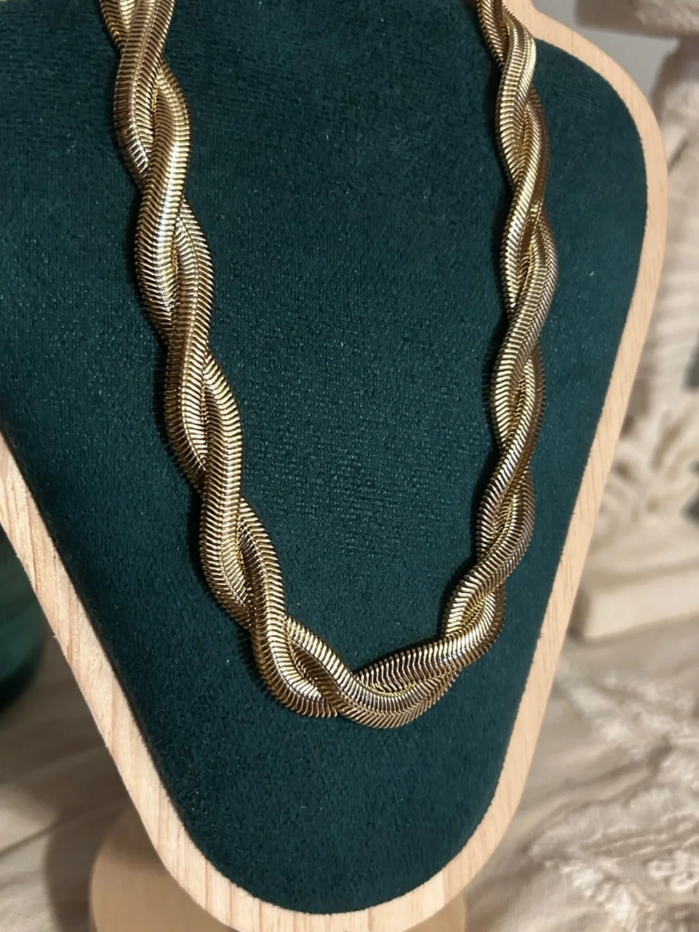 Twisted Rope Chain Necklace in 18k Gold Plating NWT - Picture 2 of 5